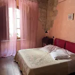 فندق مبيت وإفطار مكان أوستيريا ديل بورغو 4*