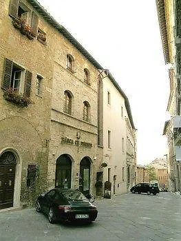 Osteria Del Borgo Panzió 2*